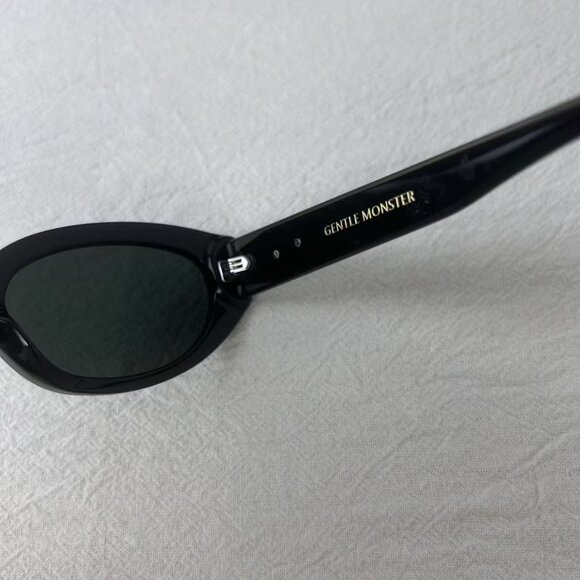 NO.685 NEW GENTLE MONSTER Void 01 Black Sunglasses Authentic - Picture 4 of 11